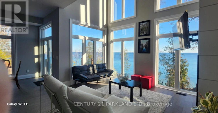 15 Stanley Avenue, Oro-Medonte, ON, L0L 1T0 - 15