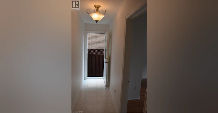 Lower-275 Locheed Drive, Hamilton, ON, L8T 5A4 - 3