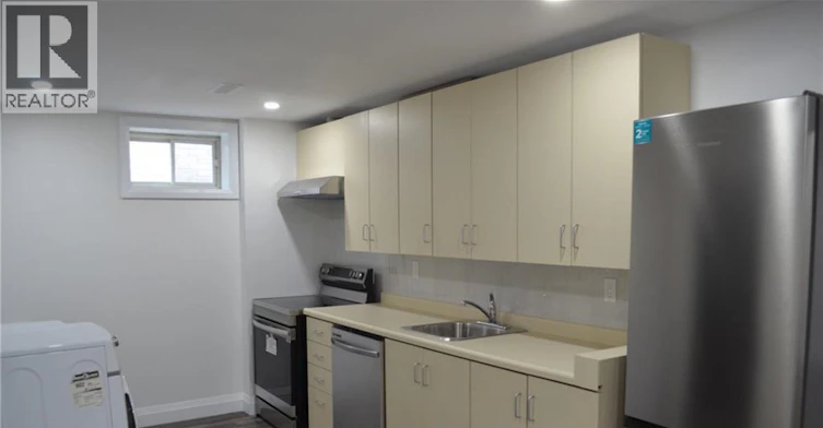 Lower-275 Locheed Drive, Hamilton, ON, L8T 5A4 - 10