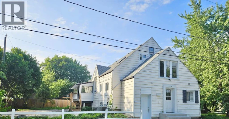 2-3216 Manchester Road, Windsor, ON, N9C 1X9