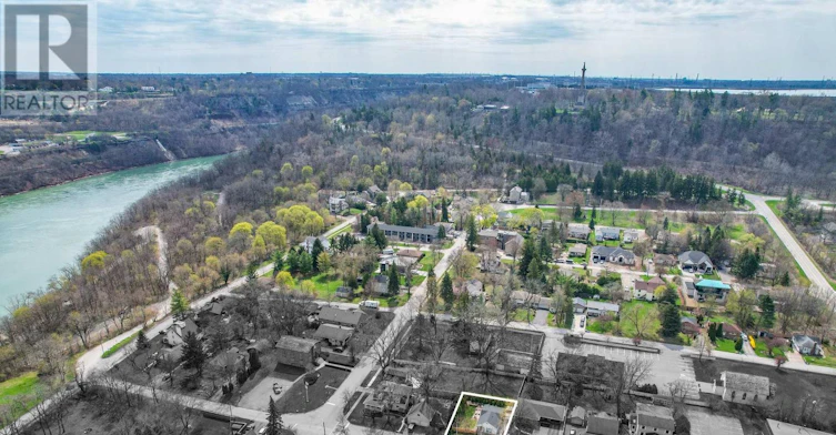 29 Dumfries Street, Niagara-on-the-Lake, ON, L0S 1L0 - 22