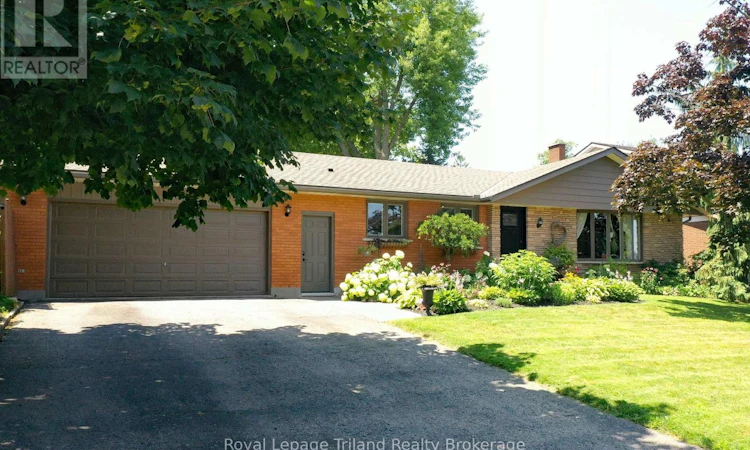 694 Gladstone Drive