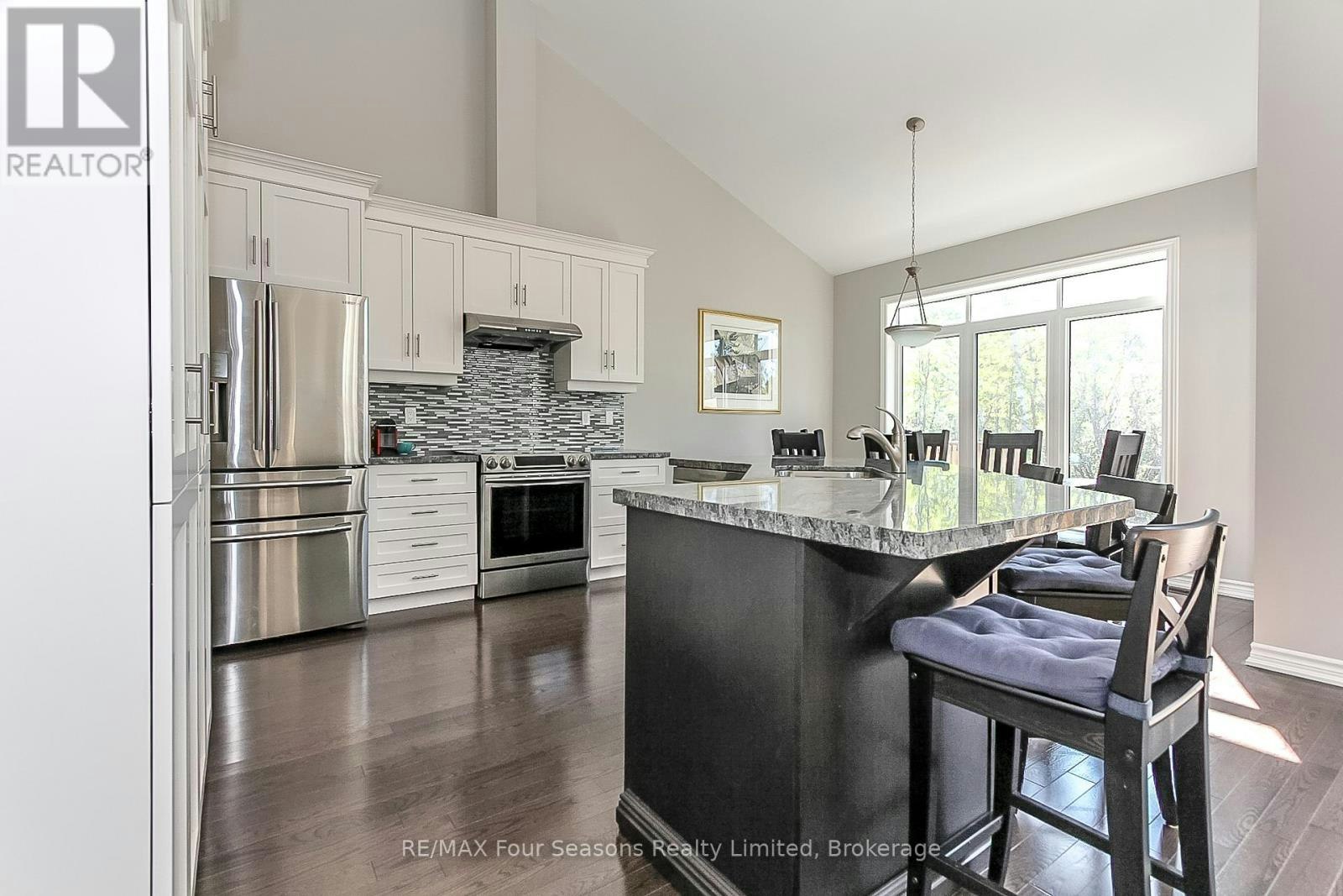 12 Robbie Way, Collingwood, ON, L9Y 0X5 - 36