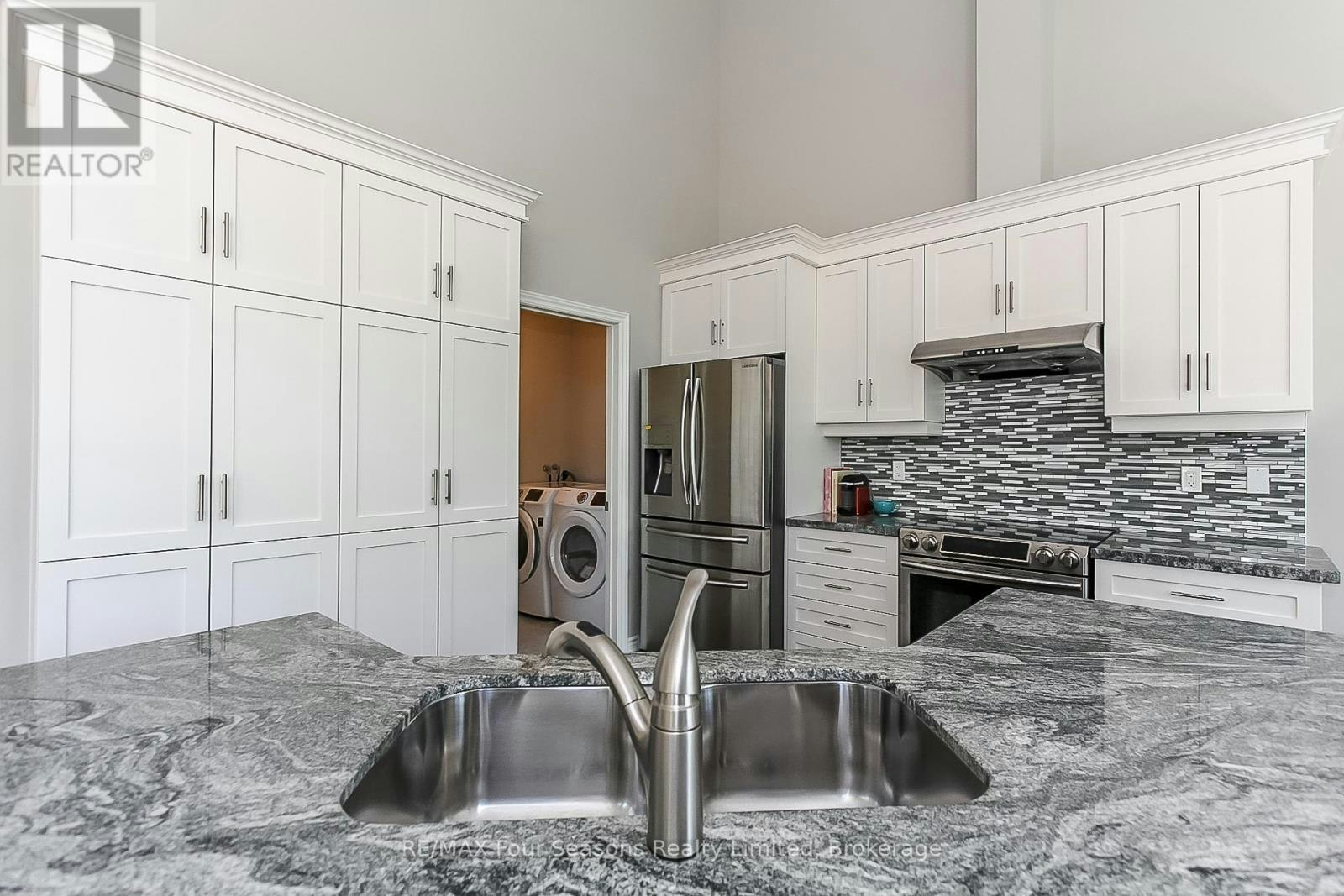 12 Robbie Way, Collingwood, ON, L9Y 0X5 - 23