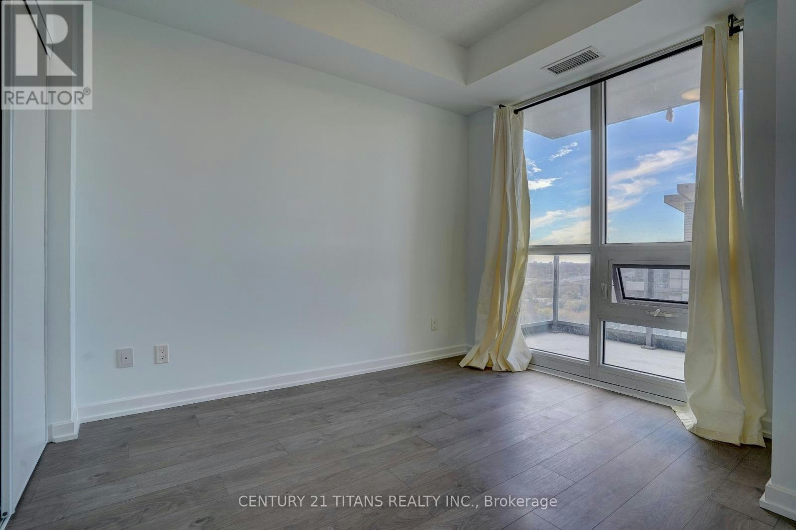 1305-56 Forest Manor Road, Toronto, ON, M2J 1M1 - 17