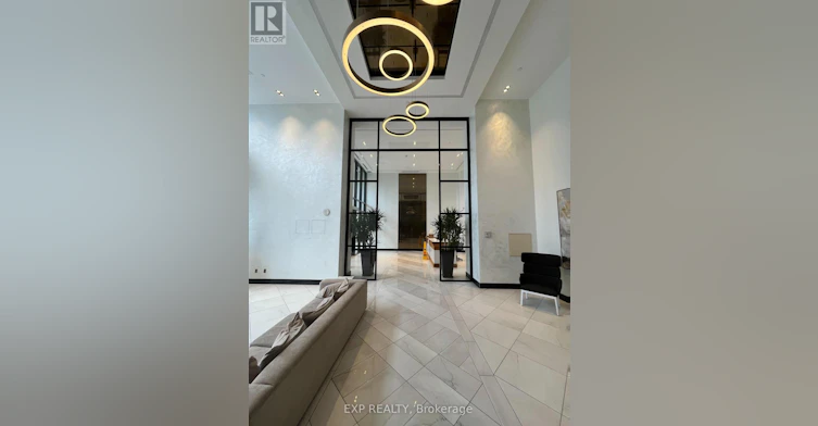 212-255 Bay Street, Ottawa, ON, K1R 0C5 - 2