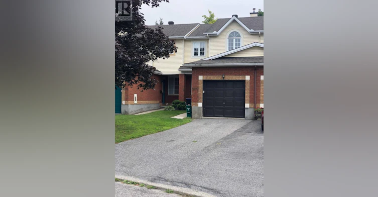 3827 Crowsnest Avenue, Ottawa, ON, K1V 1K4