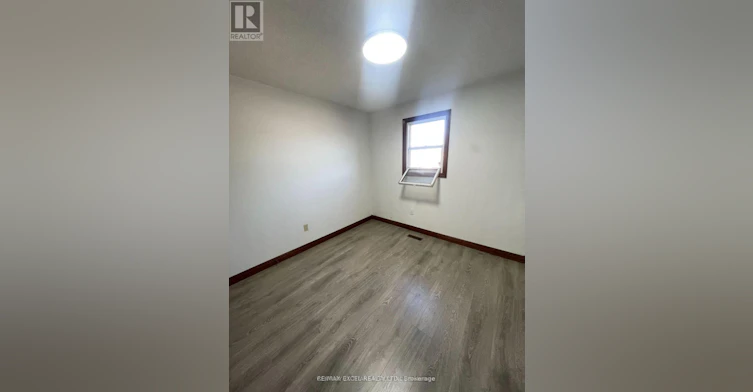 MAIN-60 Normandy Crescent, Richmond Hill, ON, L4C 8L7 - 17