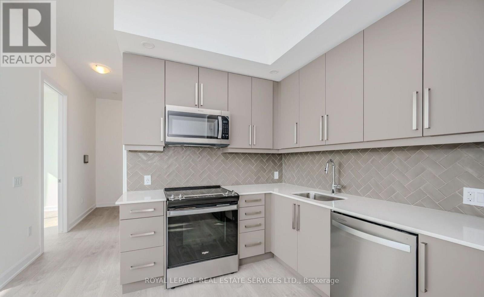 2201-3220 William Coltson Avenue, Oakville, ON, L6H 7X9 - 16