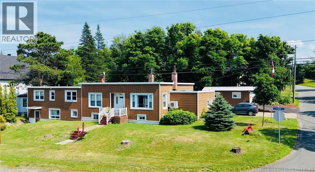 14 Stanley Street, Campbellton, NB, E3N 1G6