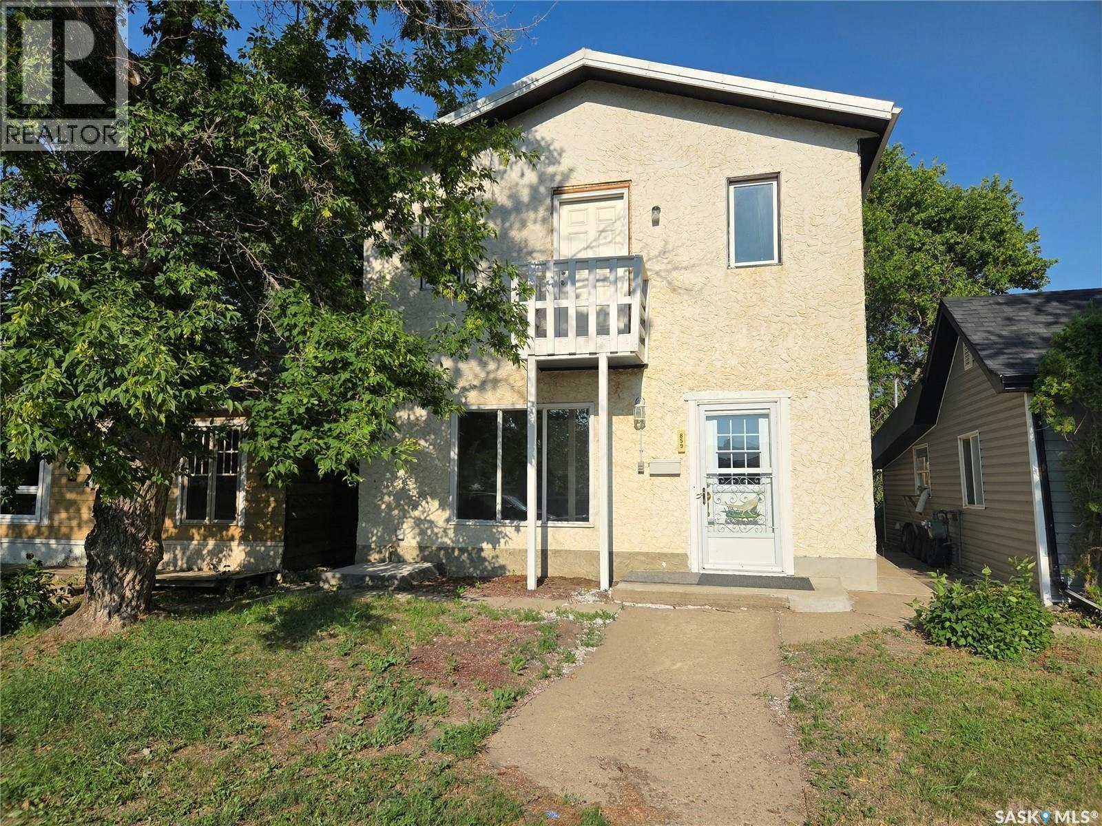 859 Cartier Avenue, Moose Jaw, SK, S6H 1L9