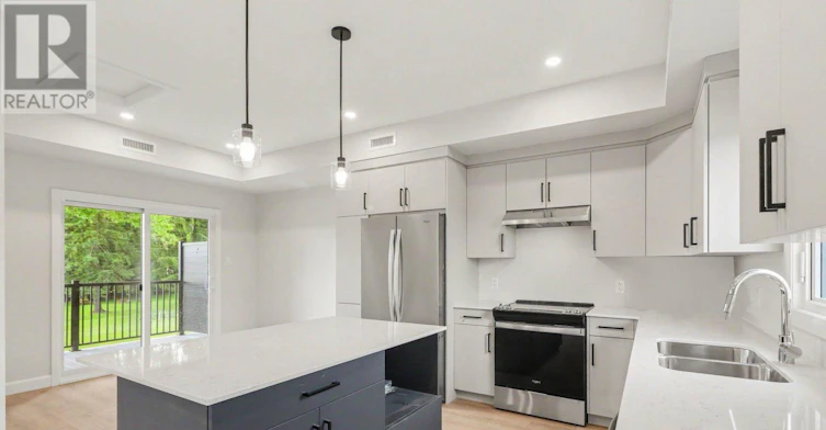 6-1089 Notre Dame Street, Russell, ON, K0A 1W0 - 8