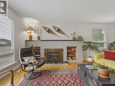 2903 17 Street - 4