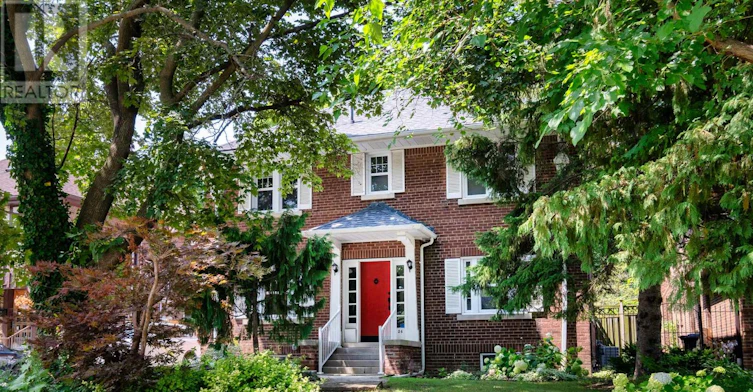 56 Ridley Boulevard, Toronto, ON, M5M 3L4