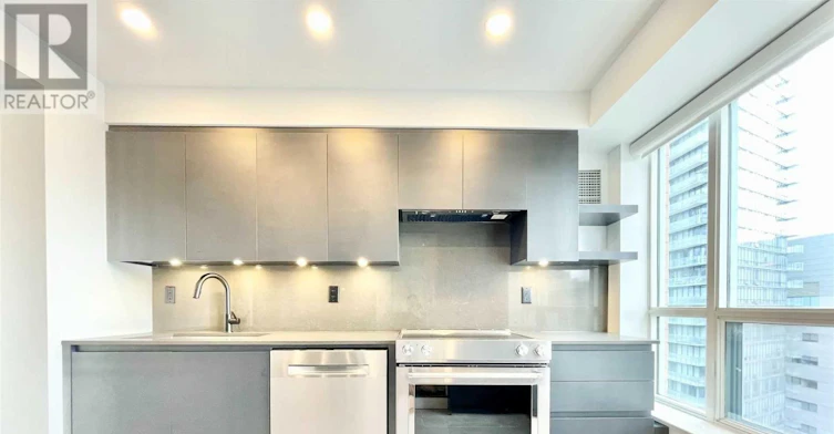 1408-887 Bay Street, Toronto, ON, M5S 3K4