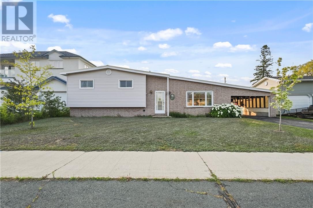 137 Sime Street, Espanola, ON, P5E 1C9