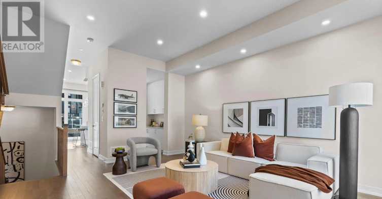 14 Credit Lane, Richmond Hill, ON, L4E 1G9 - 3