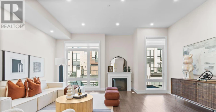 14 Credit Lane, Richmond Hill, ON, L4E 1G9 - 4