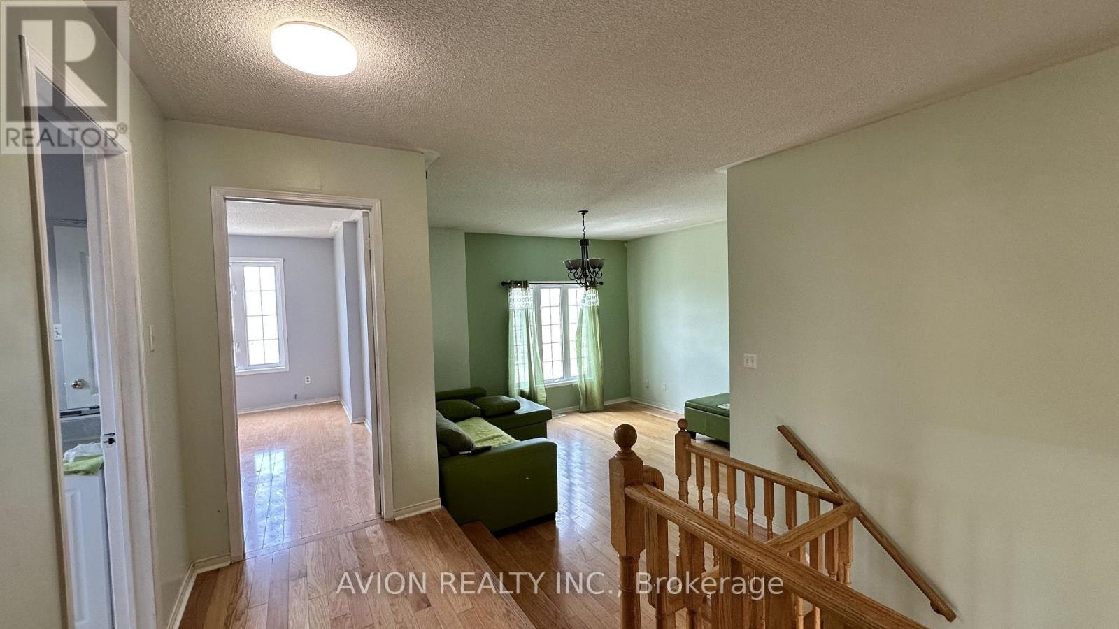 61 Crannyfield Drive, Brampton, ON, L7A 3X3 - 8