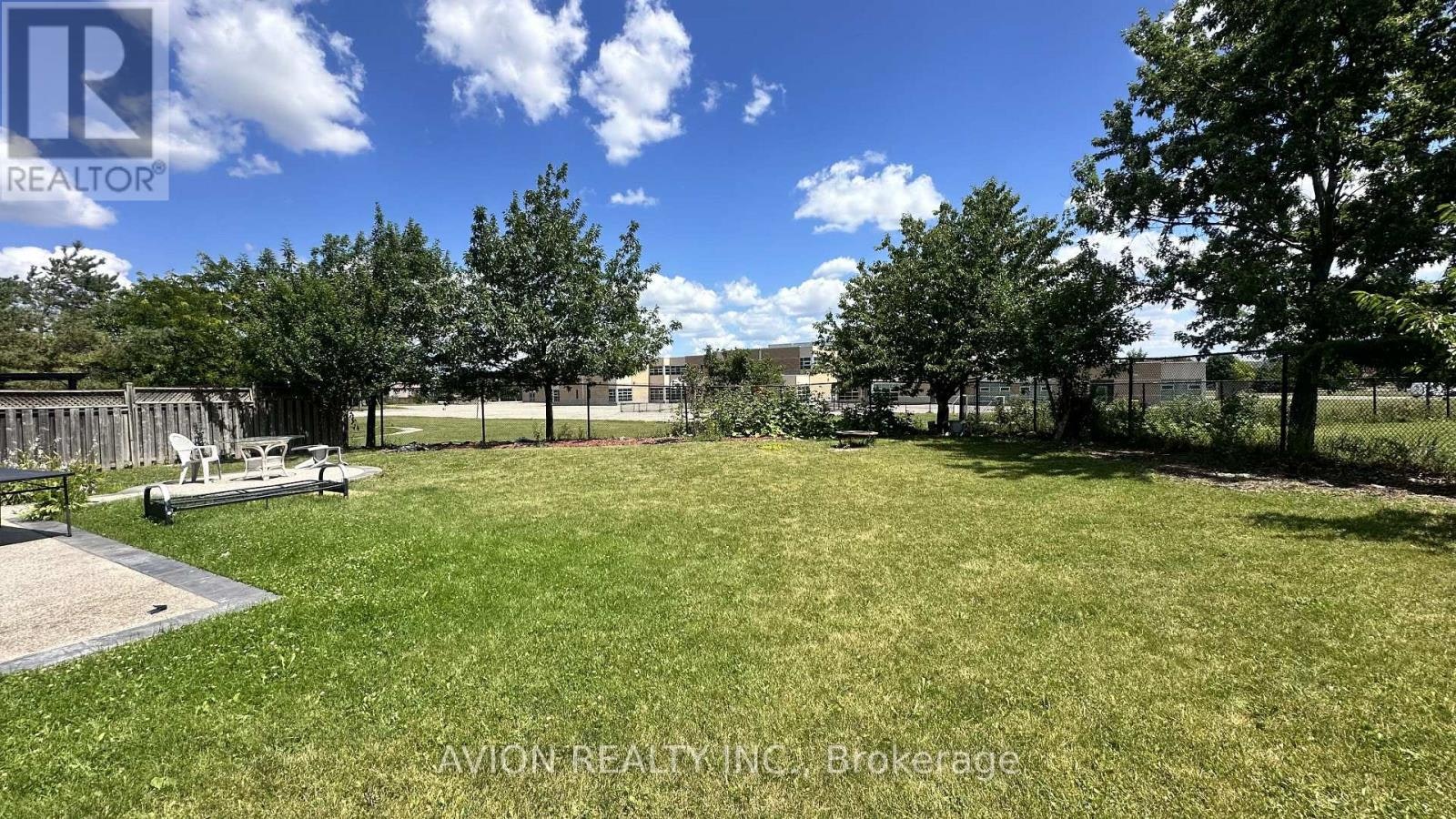 61 Crannyfield Drive, Brampton, ON, L7A 3X3 - 16