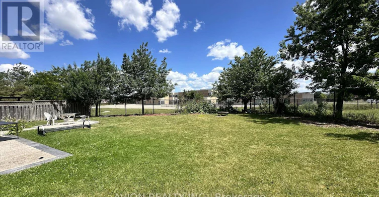 61 Crannyfield Drive, Brampton, ON, L7A 3X3 - 16