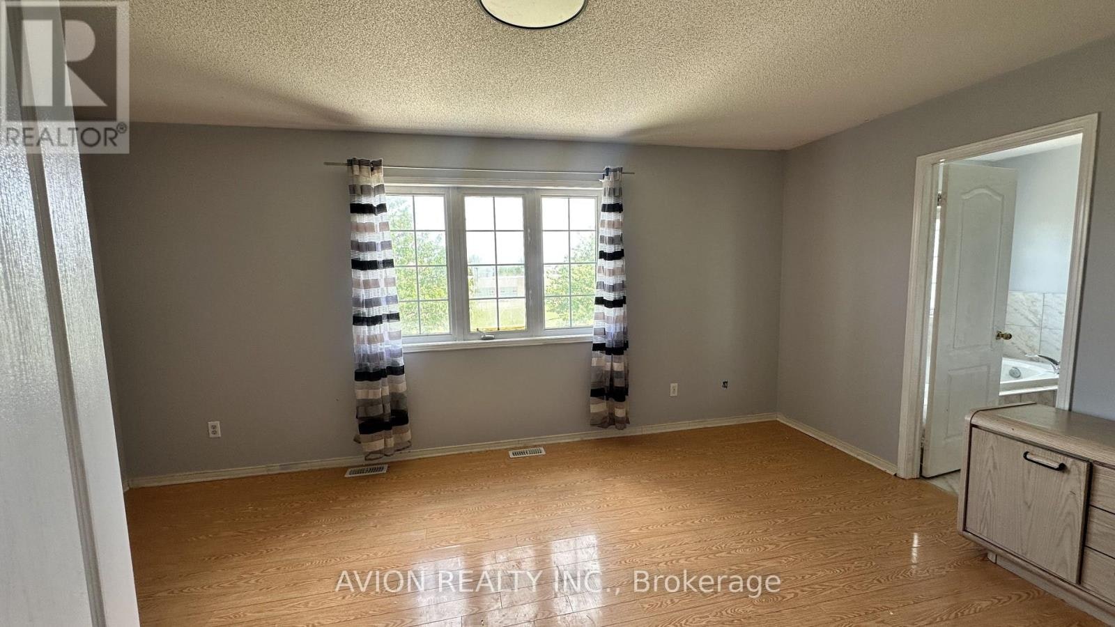 61 Crannyfield Drive, Brampton, ON, L7A 3X3 - 10