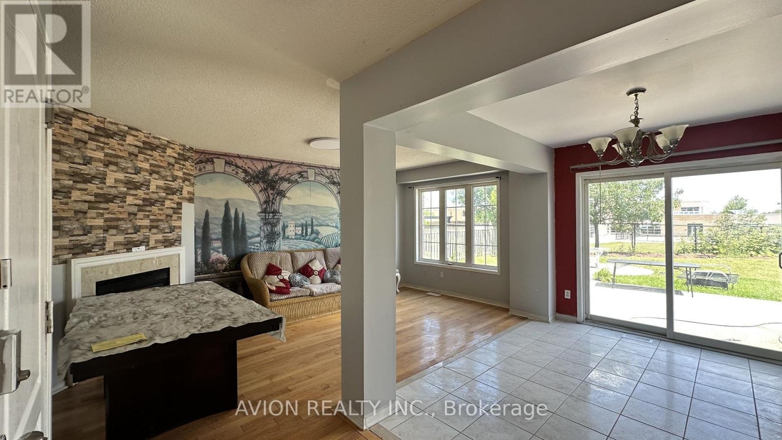 61 Crannyfield Drive, Brampton, ON, L7A 3X3 - 3