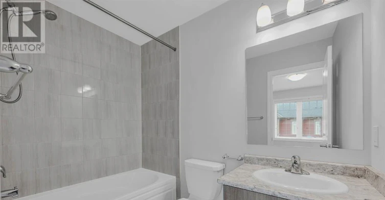 2500 Hill Rise Court, Oshawa, ON, L1L 0M6 - 6