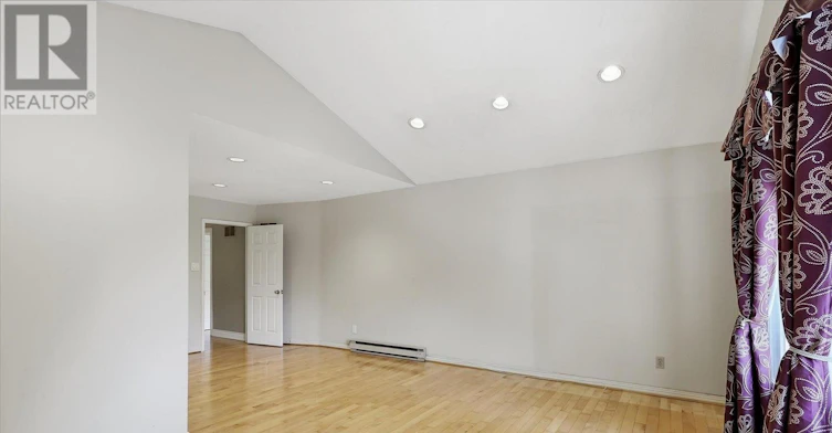 73 Jessica Gardens, Vaughan, ON, L4J 3G1 - 22