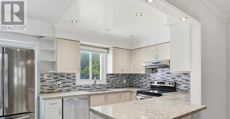 73 Jessica Gardens, Vaughan, ON, L4J 3G1 - 11