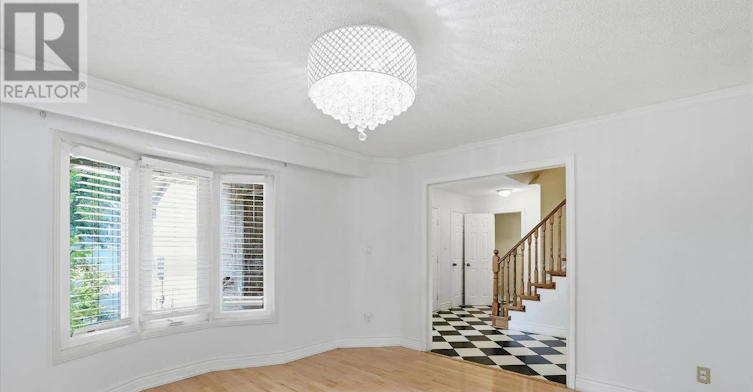 73 Jessica Gardens, Vaughan, ON, L4J 3G1 - 7