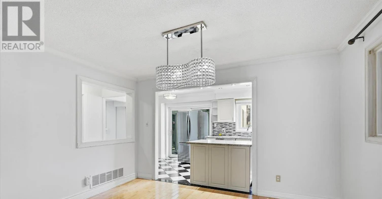73 Jessica Gardens, Vaughan, ON, L4J 3G1 - 9