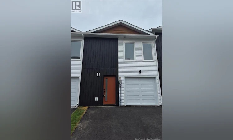 33 Arlington Crescent