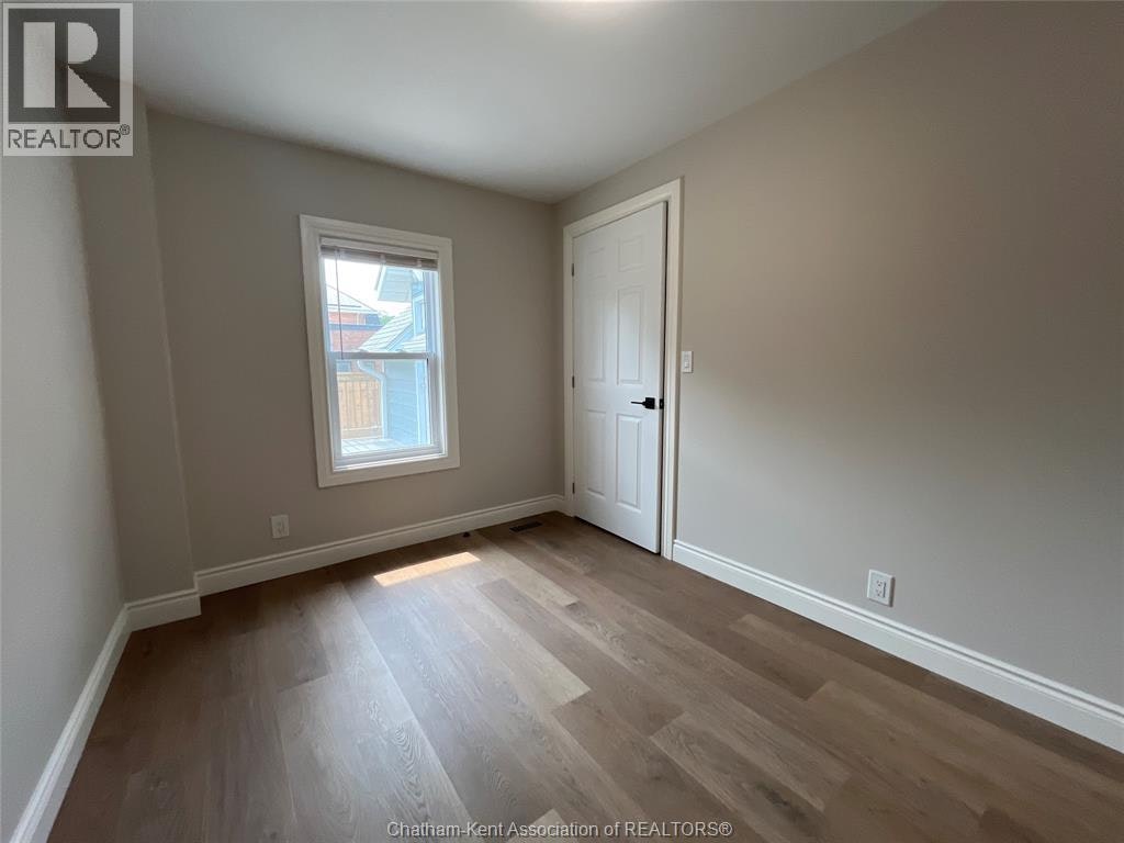 205 St.Clair Street, Chatham-Kent, ON, N7L 3J4 - 5