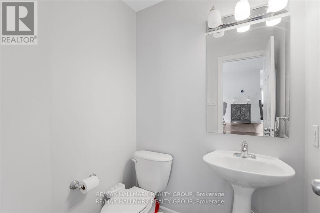 100 Lerta Way, Ottawa, ON, K4A 0W5 - 5