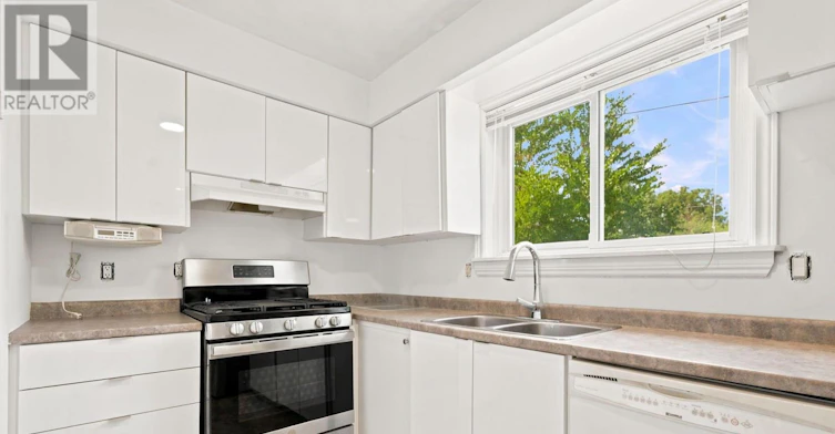 UPPER-531 Rodd Avenue, Pickering, ON, L1W 2B1 - 13