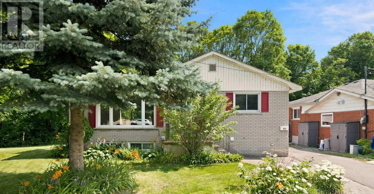 UPPER-531 Rodd Avenue, Pickering, ON, L1W 2B1