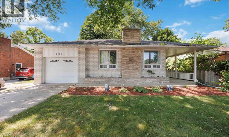 1091 Indian Road North
