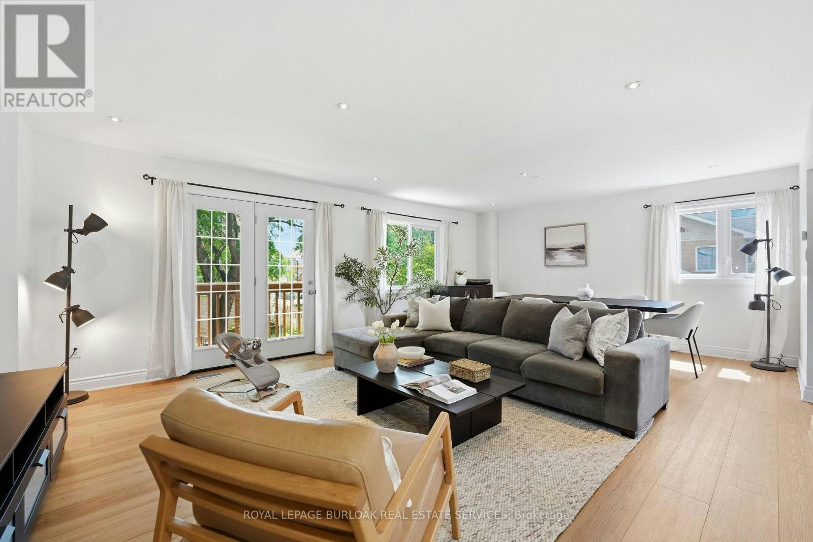 216-2055 Walkers Line, Burlington, ON, L7M 4B5