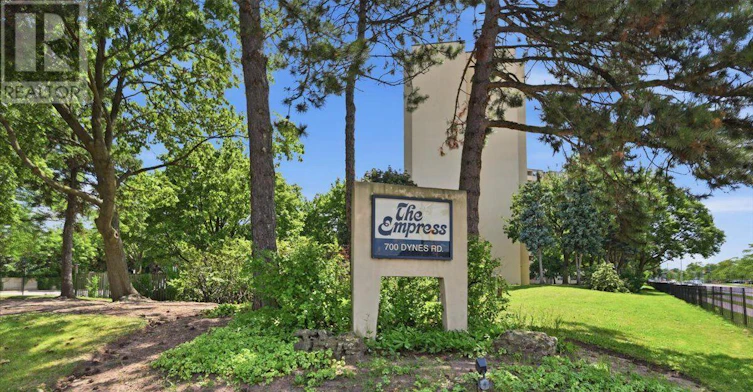 916-700 Dynes Road, Burlington, ON, L7N 3M2