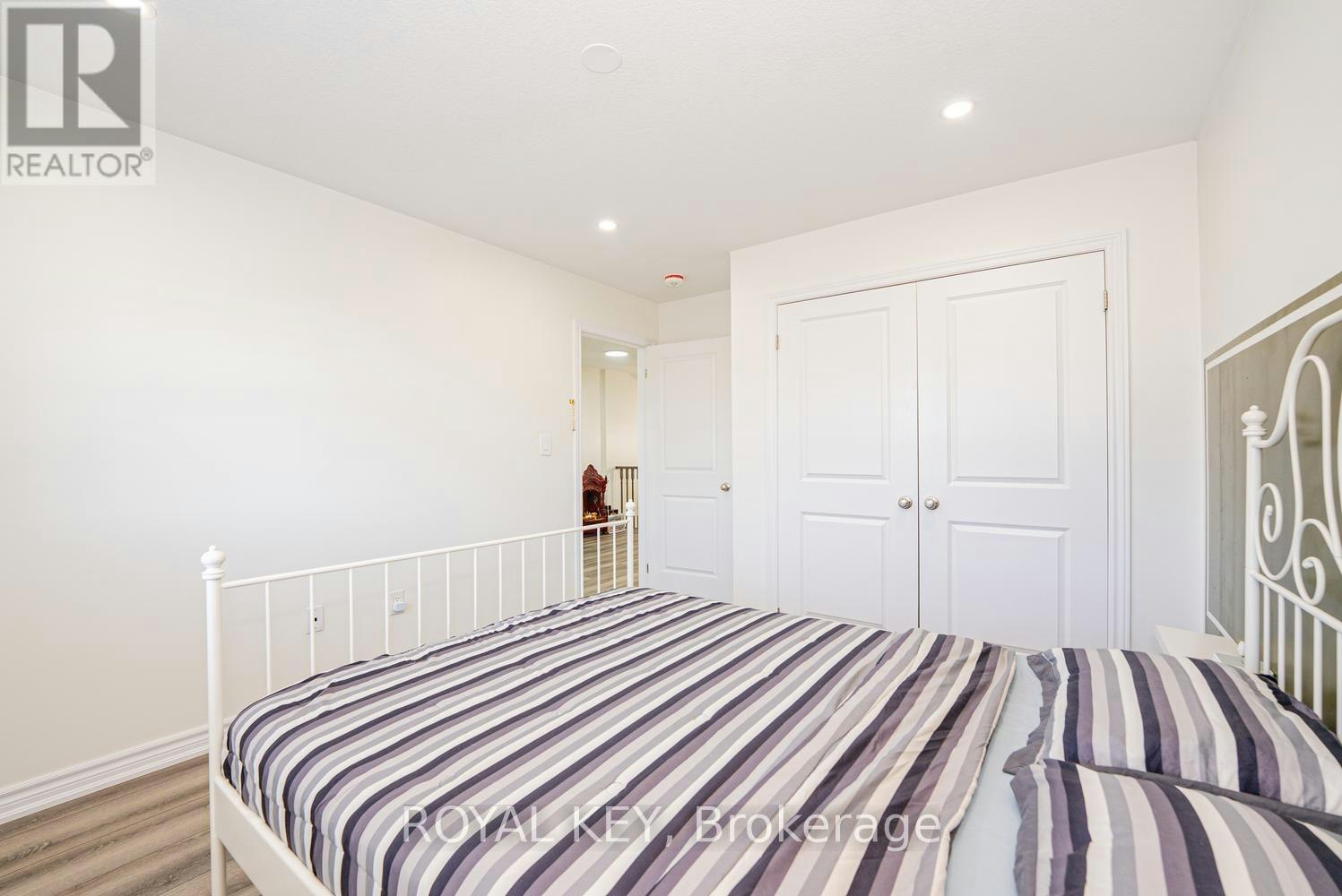 39-324 Equestrian Way, Cambridge, ON, N3E 0C1 - 20