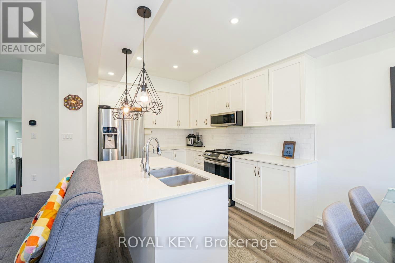 39-324 Equestrian Way, Cambridge, ON, N3E 0C1 - 12