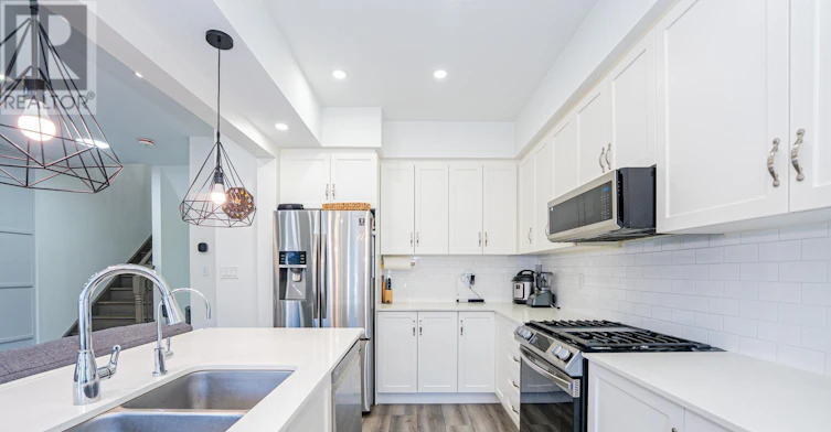 39-324 Equestrian Way, Cambridge, ON, N3E 0C1 - 13