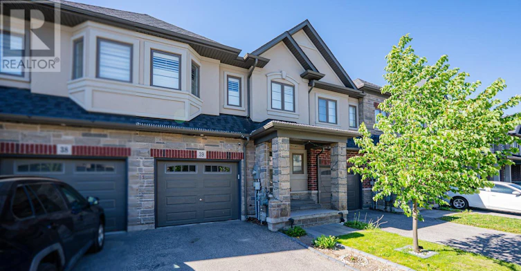 39-324 Equestrian Way, Cambridge, ON, N3E 0C1 - 3