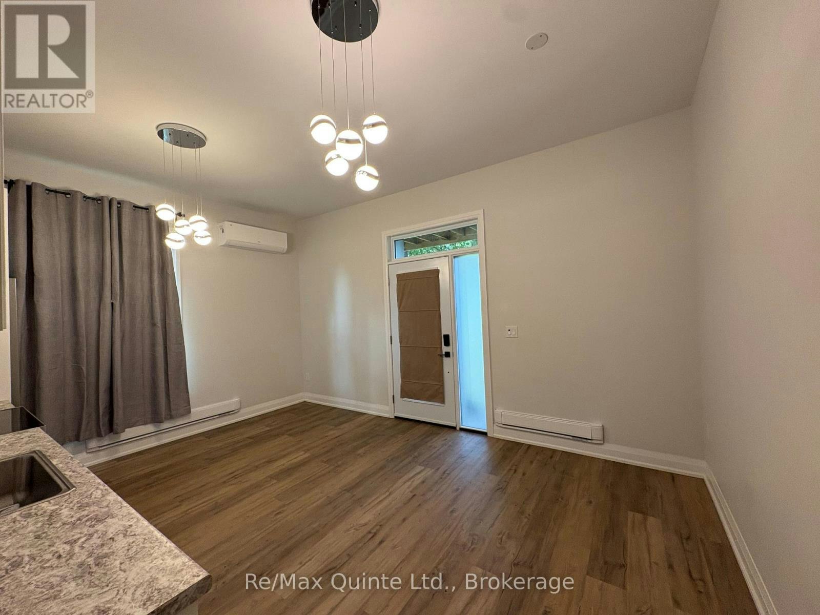 2-22 Mcgill Street, Quinte West, ON, K8V 3J2 - 4