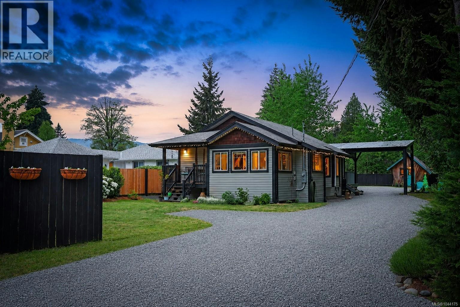 4680 Cumberland Road, Cumberland, BC, V0R 1S0