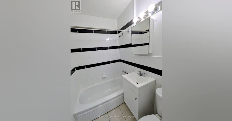 307-22 Tinder Crescent, Toronto, ON, M4A 1L6 - 14