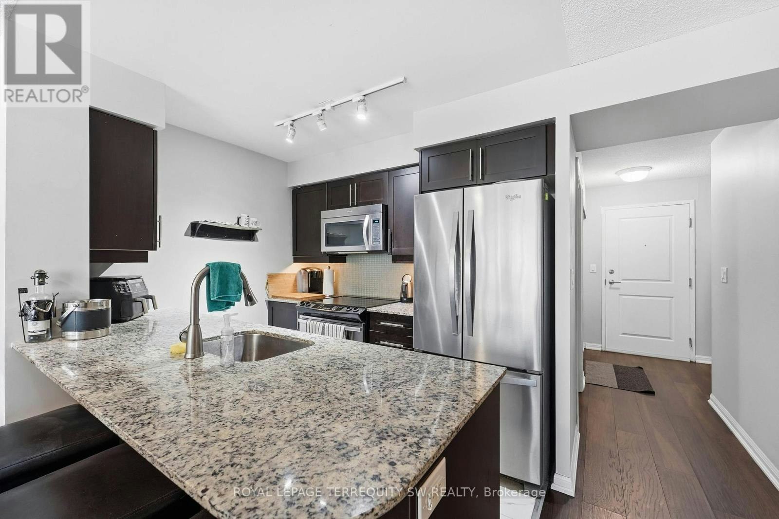 513-35 Bastion Street, Toronto, ON, M5V 0C2 - 5