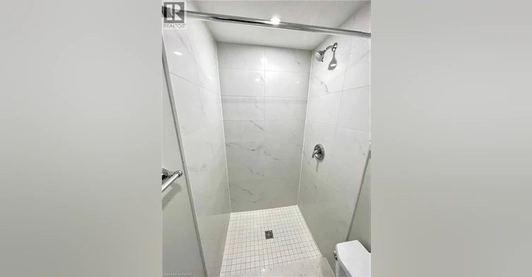 2-58 St. Matthews Avenue, Hamilton, ON, L8L 5P3 - 11