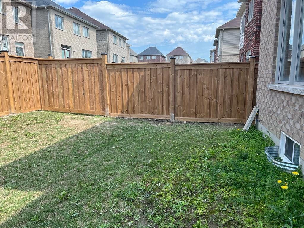 MAIN-1219 Graham Clapp Avenue, Oshawa, ON, L1K 0Y3 - 14